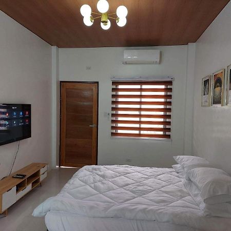 Flb Apartelle Los Banos Los Banos  Exterior foto